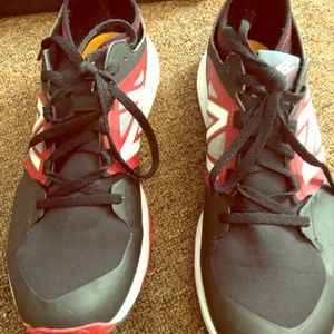 Men’s shoes size 10M